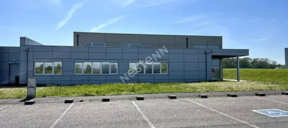 476m² Commercial property in Morhange, France No. 220199 2