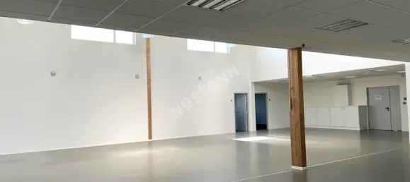 476m² Commercial property in Morhange, France No. 220199 10