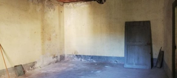 5غرفة شقة في Dragoni, Italy رقم 128989 6