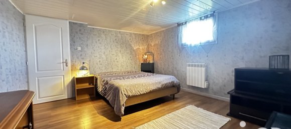 4 Schlafzimmer Haus in Savigne-sur-Lathan, France, Nr. 71370 15