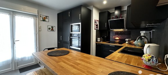 4 Schlafzimmer Haus in Savigne-sur-Lathan, France, Nr. 71370 2