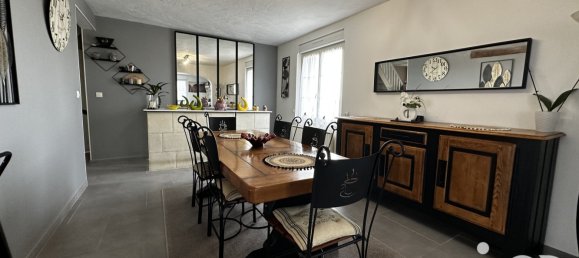 4 Schlafzimmer Haus in Savigne-sur-Lathan, France, Nr. 71370 3