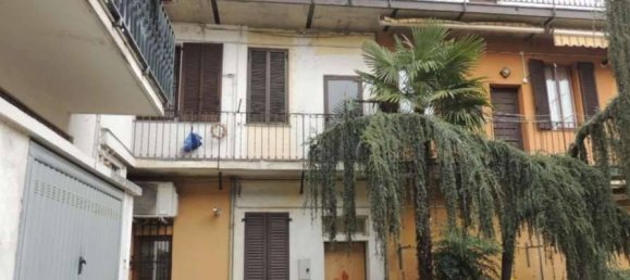 1 bedroom Apartment in Abbiategrasso, Italy No. 264623 4