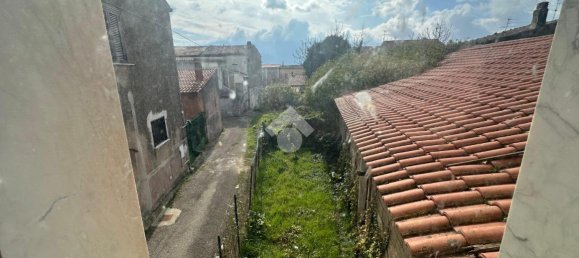 Casa de 3 habitaciónes en Montesarchio, Italy No. 234017 26