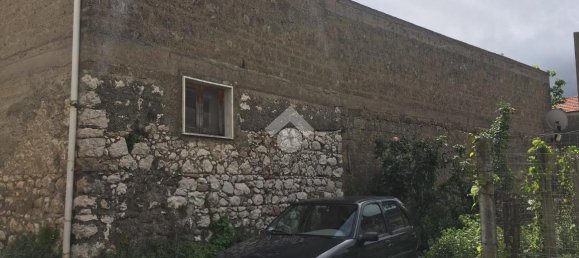 Casa de 3 habitaciónes en Montesarchio, Italy No. 234017 17