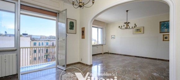 4 chambres Appartement à Genoa, Italy No. 12349 3