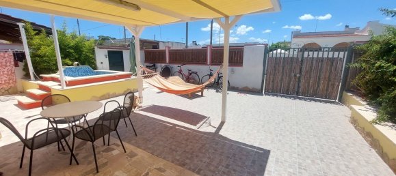 3-salle Appartement à Lecce, Italy No. 260029 2