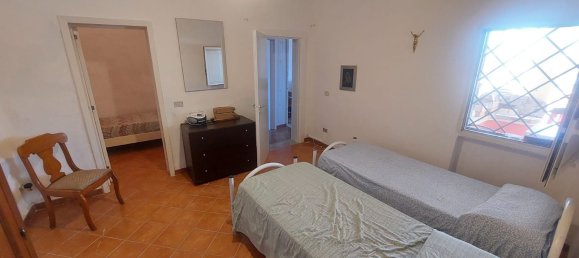 3-salle Appartement à Lecce, Italy No. 260029 25