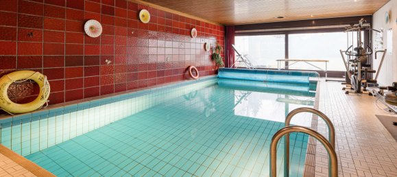 7 rooms House in Harburg, Germany No. 172705 3