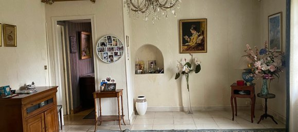 3 bedrooms House in Caen, France No. 361465 6