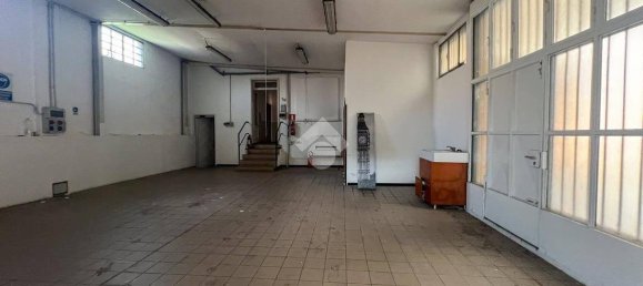 5غرفة عقار تجاري في Desio, Italy رقم 107860 22