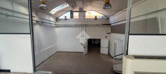 5غرفة عقار تجاري في Desio, Italy رقم 107860 4