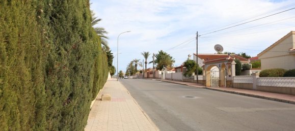 5 bedrooms House in Ciudad Quesada, Spain No. 188392 4