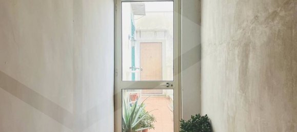 2 bedrooms Apartment in Naples, Italy No. 21970 17