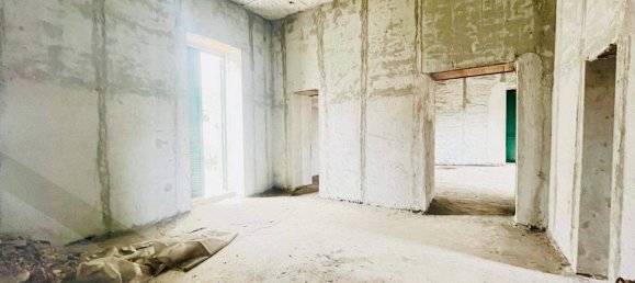 2 bedrooms Apartment in Naples, Italy No. 21970 4