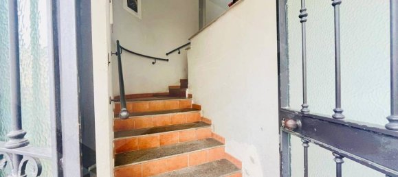 2 bedrooms Apartment in Naples, Italy No. 21970 7