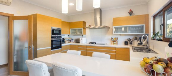 6 Schlafzimmer Villa in Corroios, Portugal, Nr. 121236 21