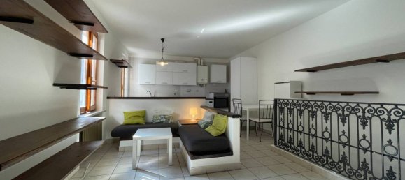 2 bedrooms Apartment in Parma, Italy No. 20407 2