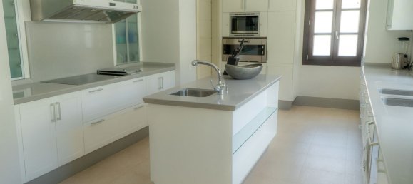 Villa de 4 dormitorios en La Quinta, Spain No. 26727 23