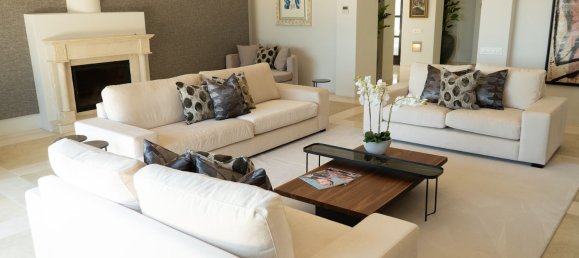 Villa de 4 dormitorios en La Quinta, Spain No. 26727 21