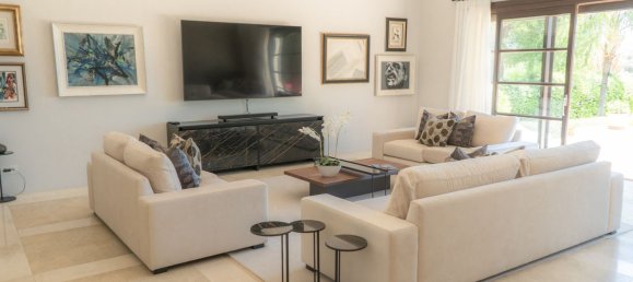 Villa de 4 dormitorios en La Quinta, Spain No. 26727 16