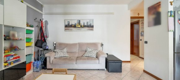 Apartamento de 3 habitaciónes en Mulazzano, Italy No. 298871 4