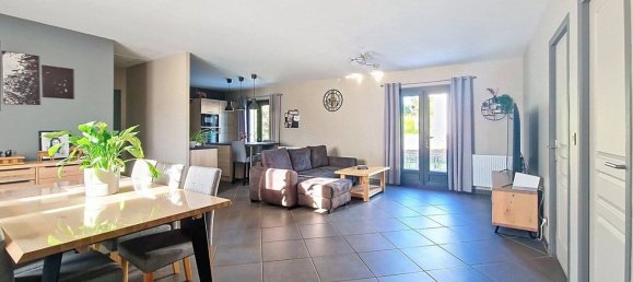 2 Schlafzimmer Haus in Itteville, France, Nr. 334491 5