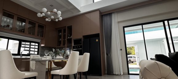 4 bedrooms Villa in Pattaya, Thailand No. 26469 7