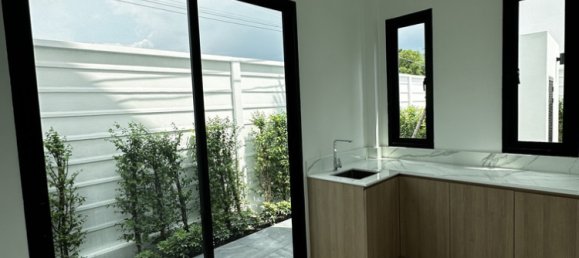 4 bedrooms Villa in Pattaya, Thailand No. 26469 5