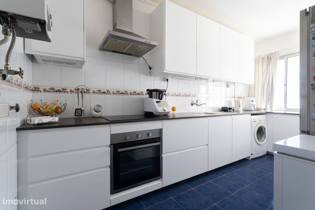 2 bedrooms Apartment in Rio de Mouro, Portugal No. 309911