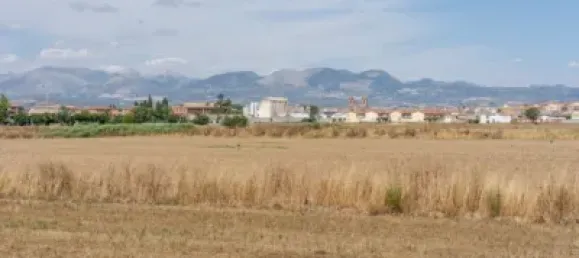  Land in Santa Fe, Spain No. 101816 17