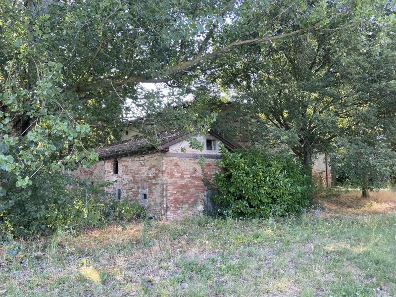 Apartamento de 14 habitaciónes en Campogalliano, Italy No. 234101