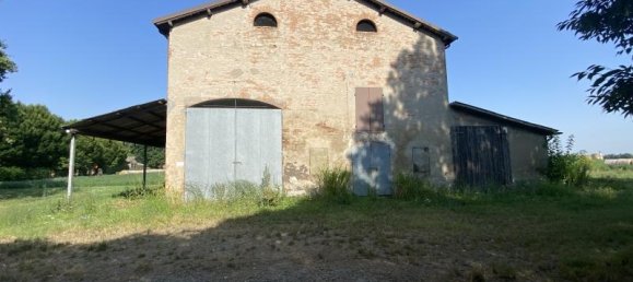 Apartamento de 14 divisões em Campogalliano, Italy N.º 234101 2