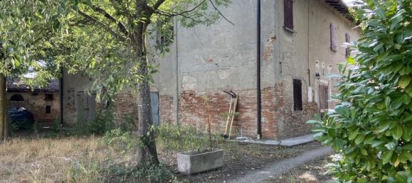 Apartamento de 14 divisões em Campogalliano, Italy N.º 234101 11
