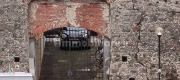 285m² Warehouse in Livorno, Italy No. 85587 4