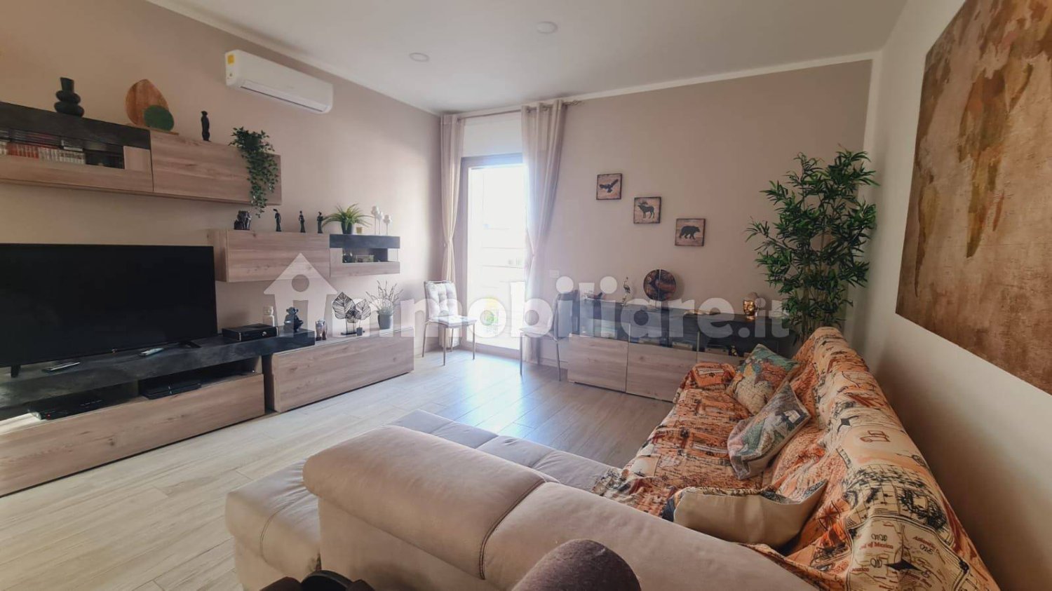Apartamento de 2 dormitorios en Battipaglia, Italy No. 292671