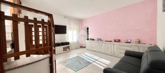 Квартира с 3 спальнями в Арозио, Италия № 237304 7