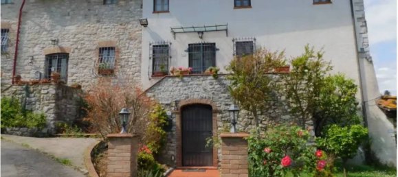 Studio in Lucca, Italy No. 157083 16