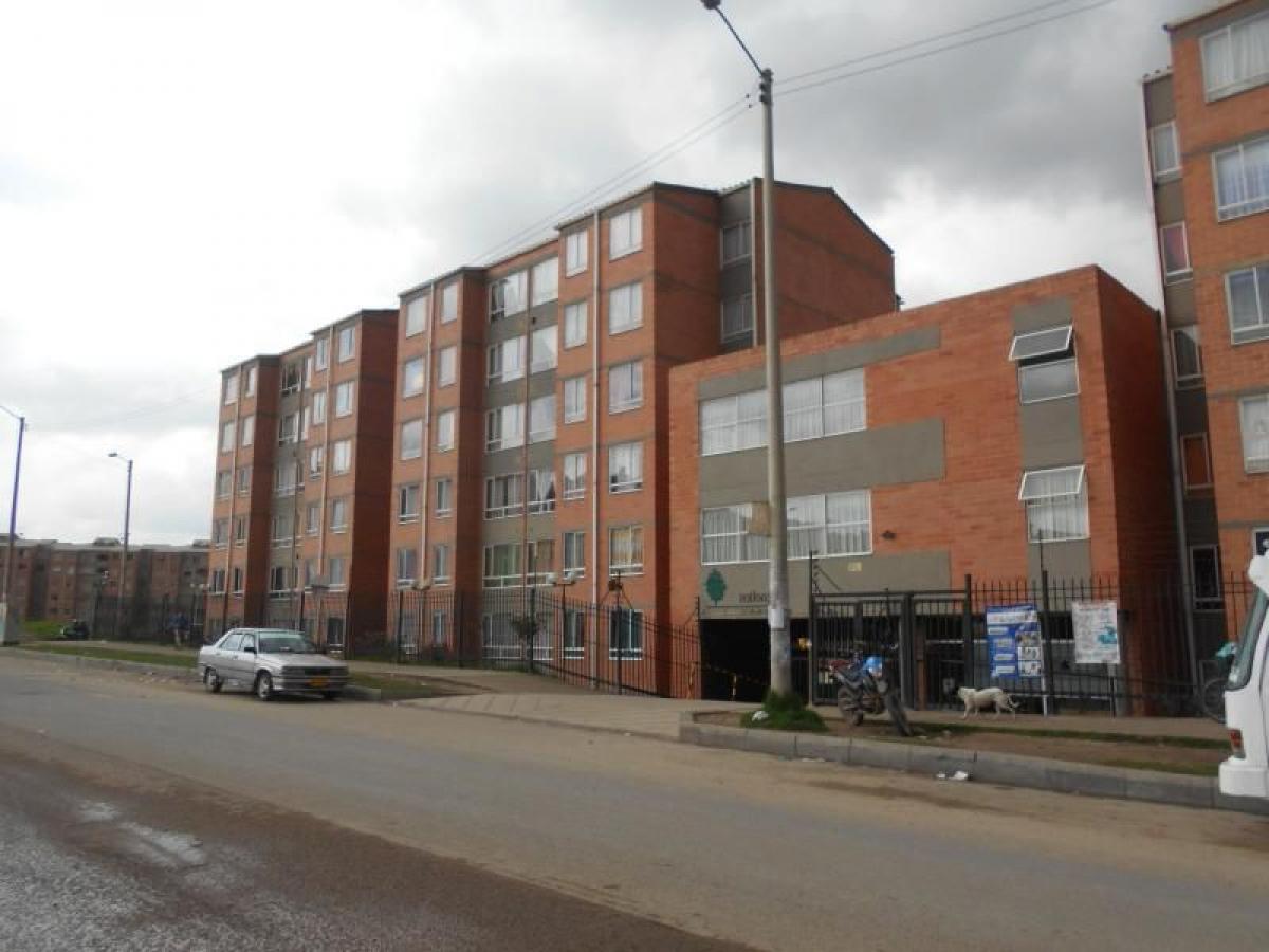 2 bedrooms House in Cundinamarca, Colombia No. 1002