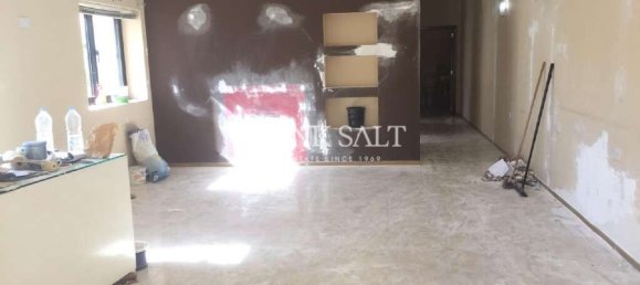 Bureau à Mosta, Malta 89m² No. 13073 2