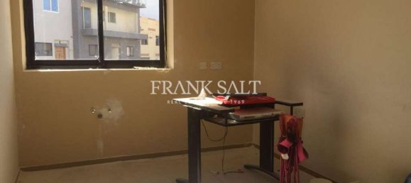 Bureau à Mosta, Malta 89m² No. 13073 5