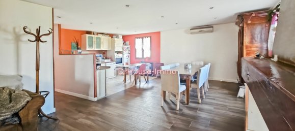 Casa de 3 dormitorios en Loire, France No. 358545 5