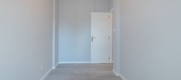 3 bedrooms Apartment in Loures, Portugal No. 93495 9