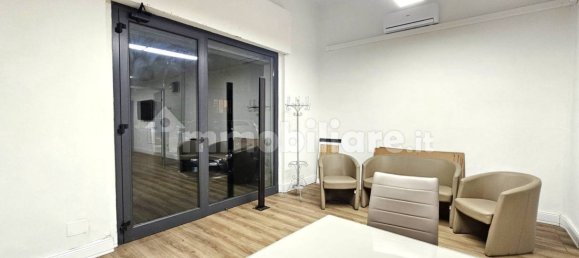 1-salle Propriété commerciale à Florence, Italy No. 221300 5