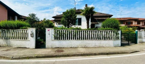 5غرفة فيلا في Zibido San Giacomo, Italy رقم 107351 2