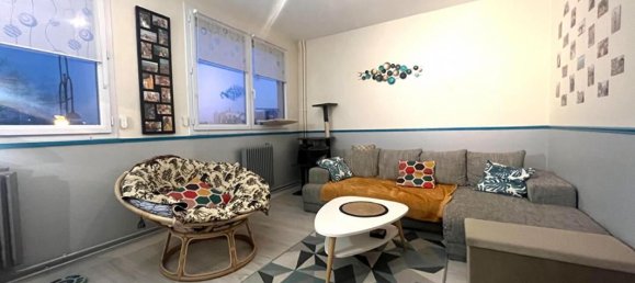 2 bedrooms Apartment in Fleury-les-Aubrais, France No. 81080 3