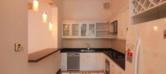 4 bedrooms Villa in Tay Ho, Vietnam No. 620 5