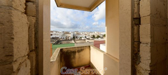 Estudio en Melissano, Italy No. 230856 17