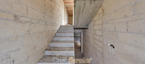 Estudio en Melissano, Italy No. 230856 18