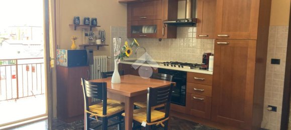 2 bedrooms Apartment in Parma, Italy No. 170224 6